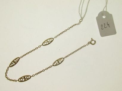 1 bracelet or alternant maillons filigranés...