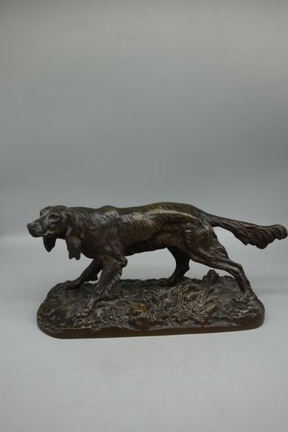 Chien, sculpture en bronze.