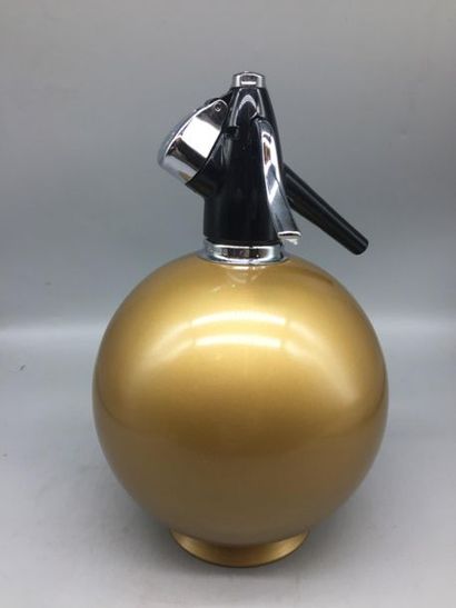 Un siphon. 