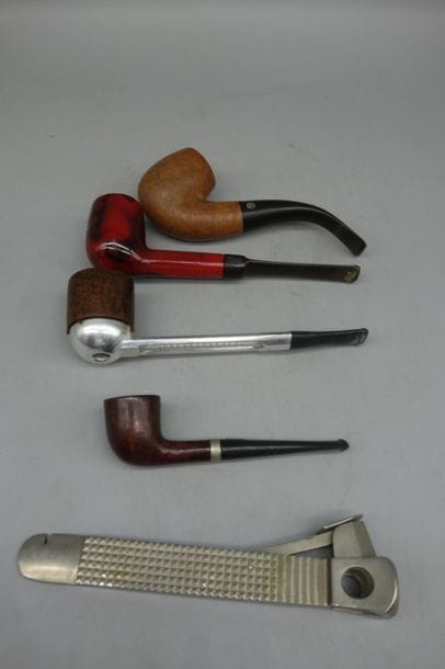 Quatre pipes et un coupe-cigares