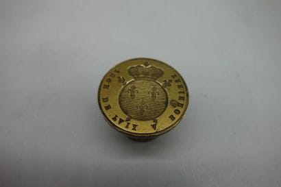 Cachet aux armes de France, porte une inscription...