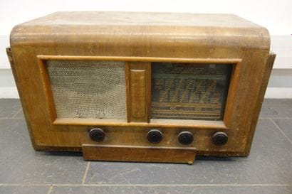 Radio ancienne. 