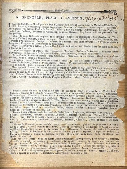 Hache à Grenoble.

Secrétaire droit en noyer...