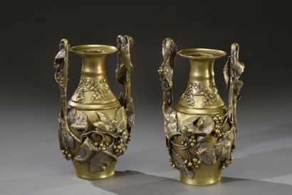 Froment-Meurice (1801-1855). 

Deux vases...