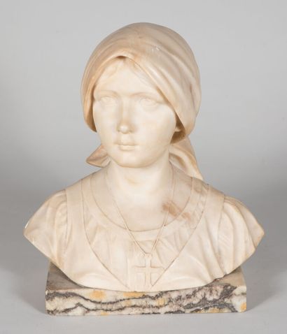 A. Del. Perugia. 

Buste de Jeanne d'Arc...