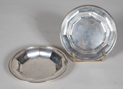 Paire de dessous de bouteille en argent,...