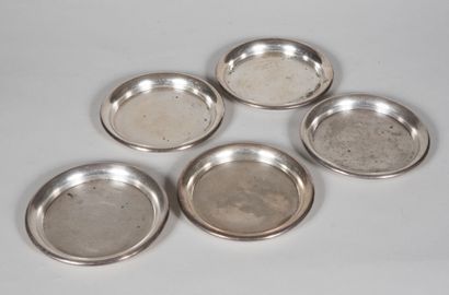 Christofle : cinq dessous de bouteille cylindriques...
