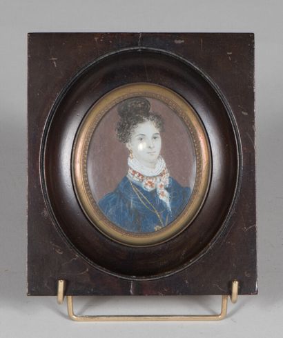 Miniature sur ivoire, portrait en buste d'une...