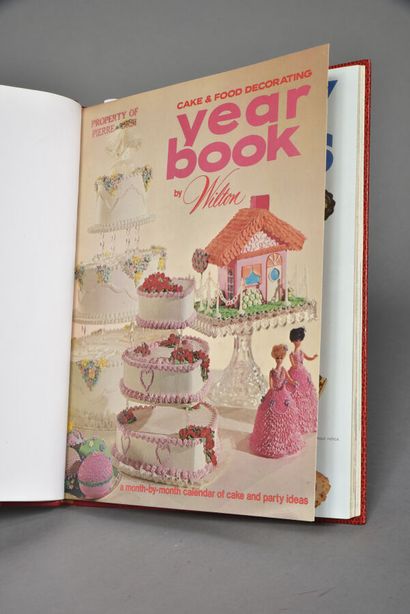 Wilton's cake & food decorating yearbook...