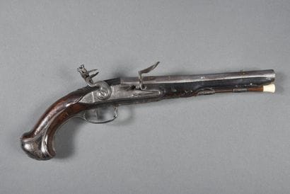 Pistolet à silex, signé 