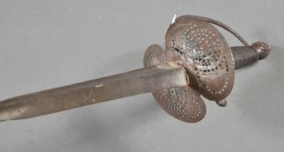 Court sword with openwork keyboard decorated...