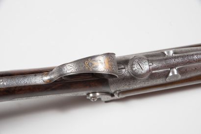 2-shot hunting rifle, with pins, locks engraved...