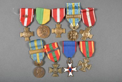 France. Croix de la VALEUR MILITAIRE (3),...