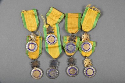 France. Médaille Militaire, à charnière,...