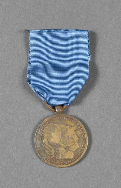 GRECE. Médaille de la bataille navale de...