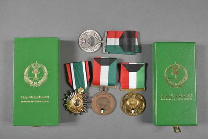 GUERRE DU GOLF. ARABIE. Médailles (4), (et...