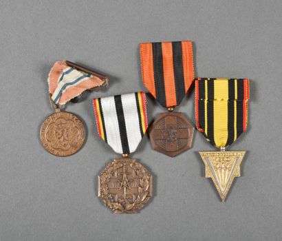 France. Médailles des Combats de 1940 à GEMBLOUX,...