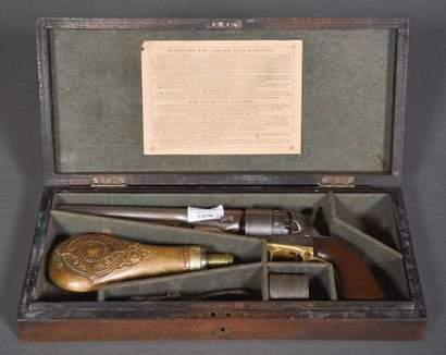 Coffret avec un COLT 1860 ARMY à 6 coups...