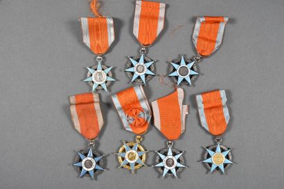 ORDRE DU MERITE SOCIALE officier (1), chevaliers...