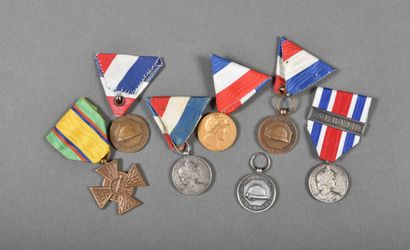 France. Médailles des Anciens Sous-Officiers...