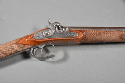2-shot shotgun, engraved locks 