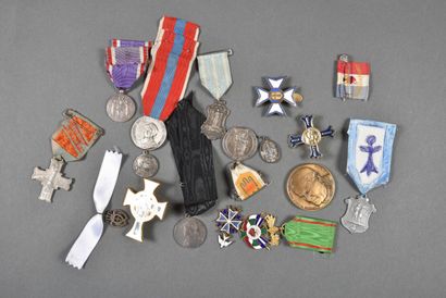 France. Médailles religieuses, lot de 16...