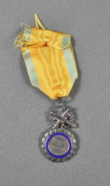France. Médaille Militaire, trophée au double...