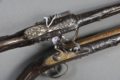 Paire de pistolets d'arçon à silex à canons...