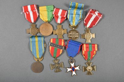 France. Croix de la VALEUR MILITAIRE (3),...