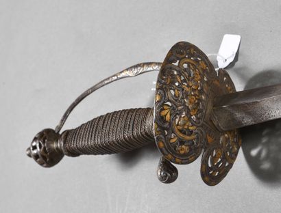 Court sword with openwork keyboard decorated...