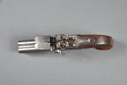 Pistolet à coffre à 4 canons à 2 chiens dessus,...