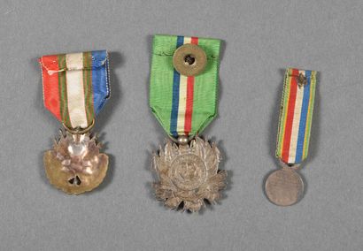 France. Médailles d'Anciens Sous-Officiers...
