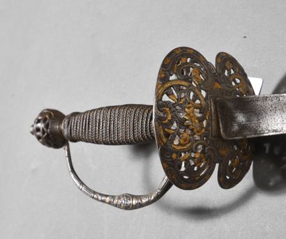 Court sword with openwork keyboard decorated...