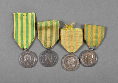 France. Médaille du TONKIN 1883/1885, lot...