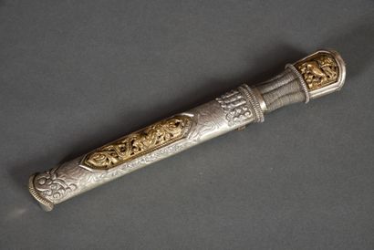 Dagger with silver and gilt metal frame,...