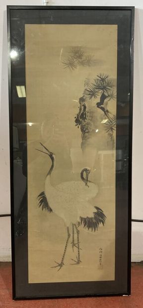 Kakemono with ink and light colors on silk...