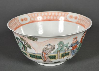 Porcelain and enamel bowl in the green family...