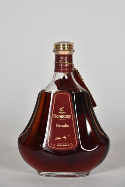 1 B COGNAC PARADIS 70 cl 40% (Coffret d'origine)...