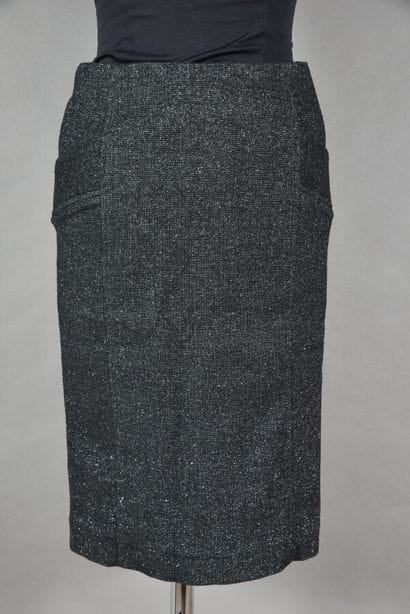 AND YOU. Knee-length pencil skirt in silver-black...