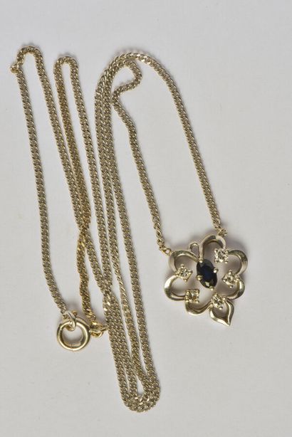 Necklace in 18K (750/oo) white gold with...