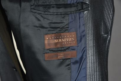SERAPHIN. Men's coat in black ribbed effect,...