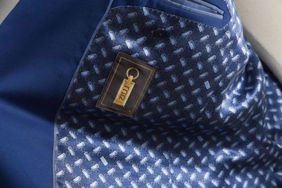 ZILLI. 150's blue wool jacket, notched collar,...