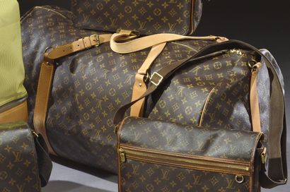 LOUIS VUITTON.
Keepall 70 duffel bag in Monogram...