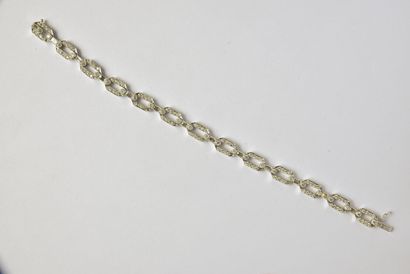 18K (750/oo) white gold bracelet composed...