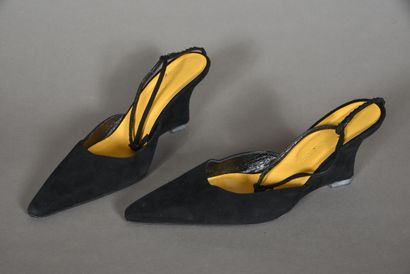 NINA RICCI - Pair of evening pumps in black...