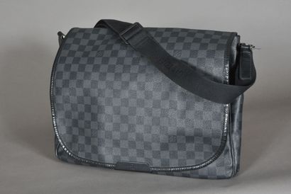 LOUIS VUITTON. Messenger bag in graphite...