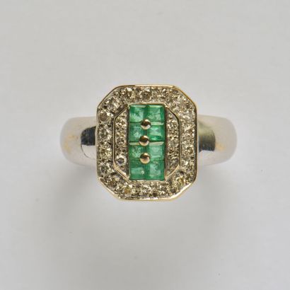 18K (750/oo) white gold ring, the rectangular...