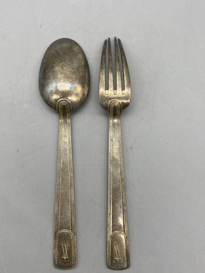 Cailar Bayard, twelve silver plated cutlery...