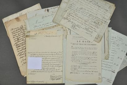 SAVOIE. Environ 45 documents.
- De Monchenu....