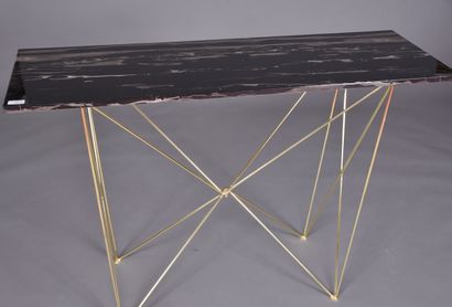 Console contemporaine à piètement en métal...